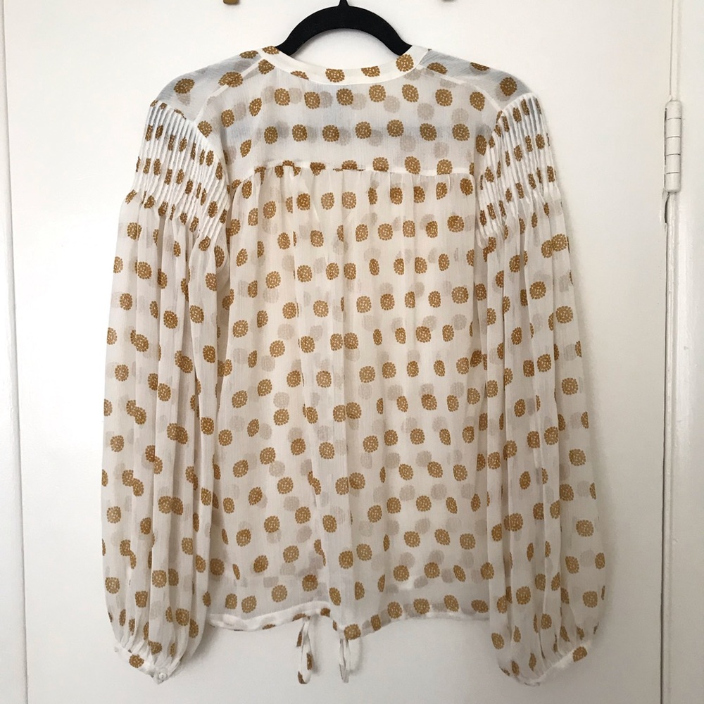 Beautiful Sheer Patterned Blouse - Picture 4 of 4